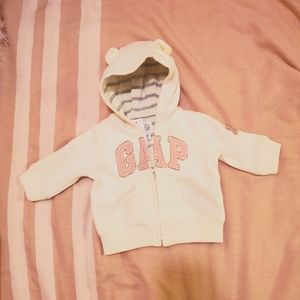NWT 3M Baby Gap baby girls' cream-colored Hoodie $7